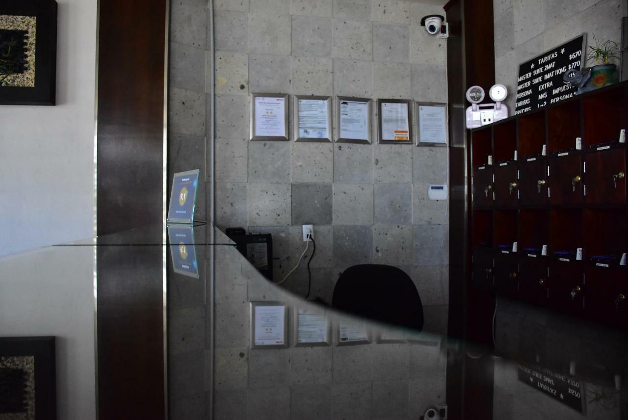 Hotel Suite Azomali تولا دي أليندي المظهر الخارجي الصورة
