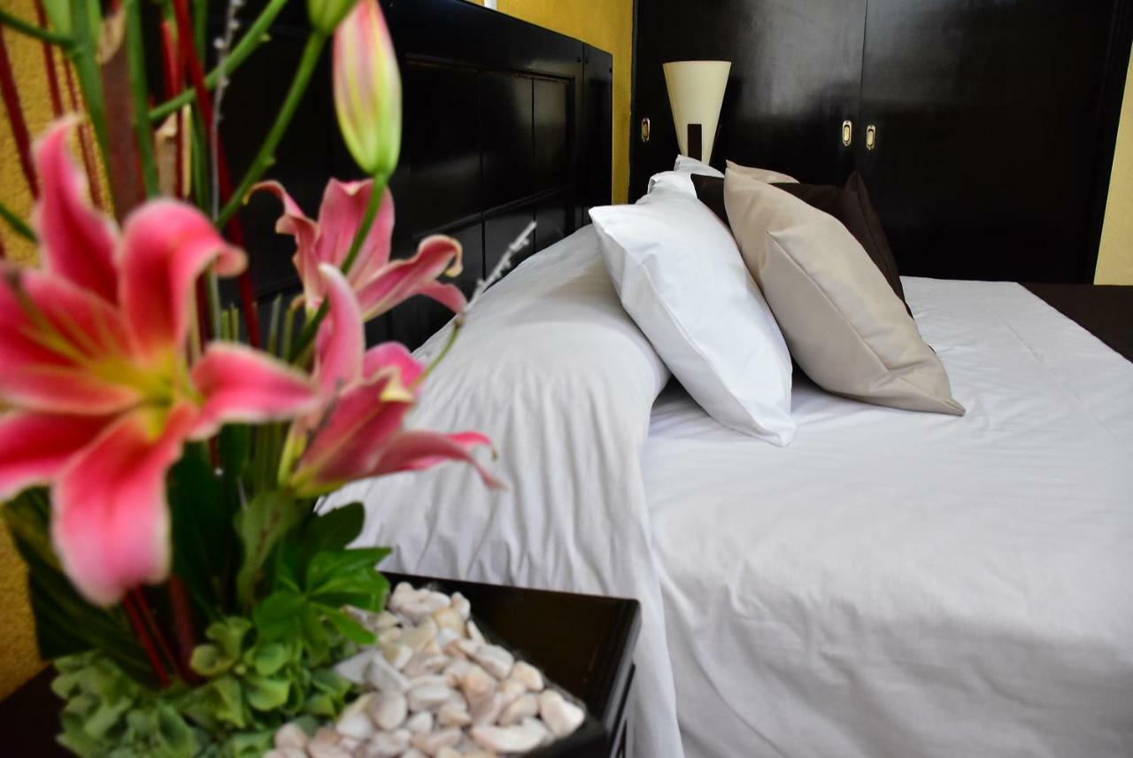 Hotel Suite Azomali تولا دي أليندي المظهر الخارجي الصورة